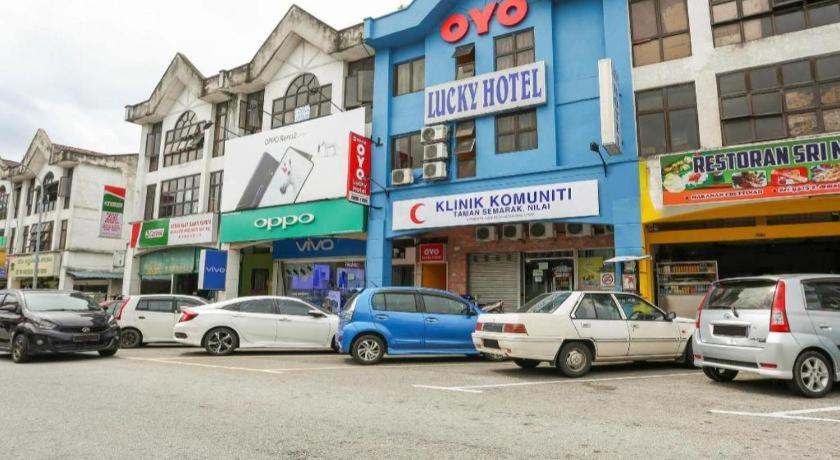 Oyo 89406 Lucky Budget Hotel ニライ エクステリア 写真